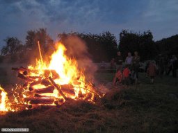 2009-06-Sonnwendfeuer