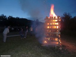 2012-06-Sonnwendfeuer