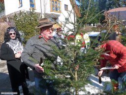 2013-02-Fasend